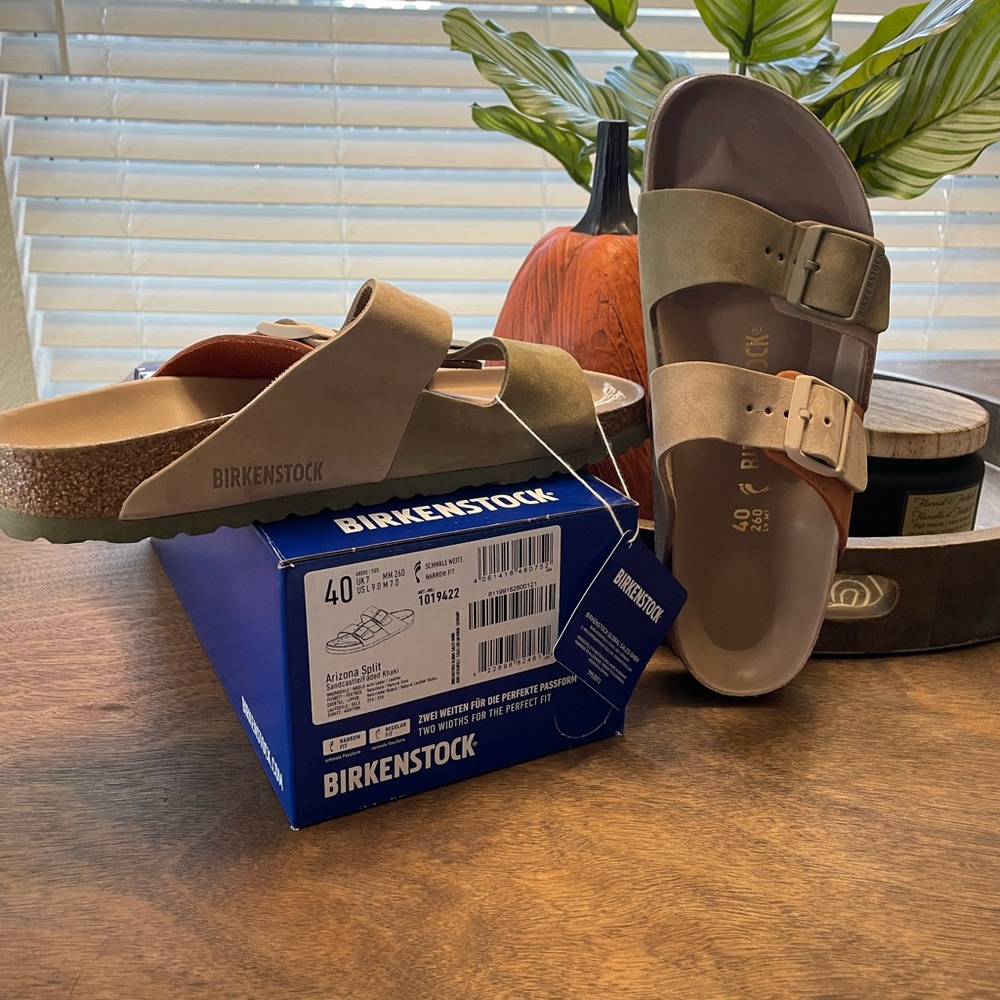 NEW~Birkenstock Arizona split ~Sandcastle\Khaki